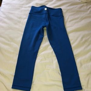 Blue reversible lululemon capris